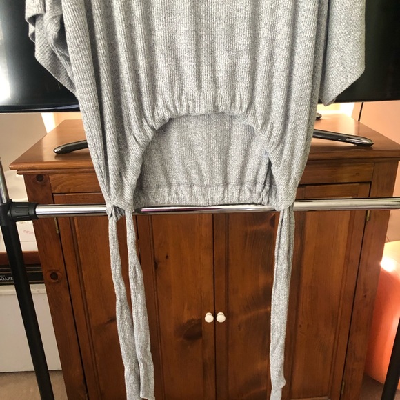 Gap lightweight slouchy sweater with ties - Picture 7 of 13